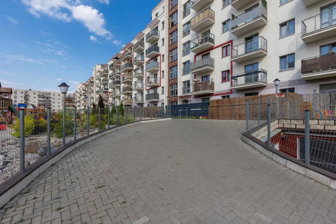 Modern & Bright Apartment With Parking And Balcony By Noclegi Renters Warsaw